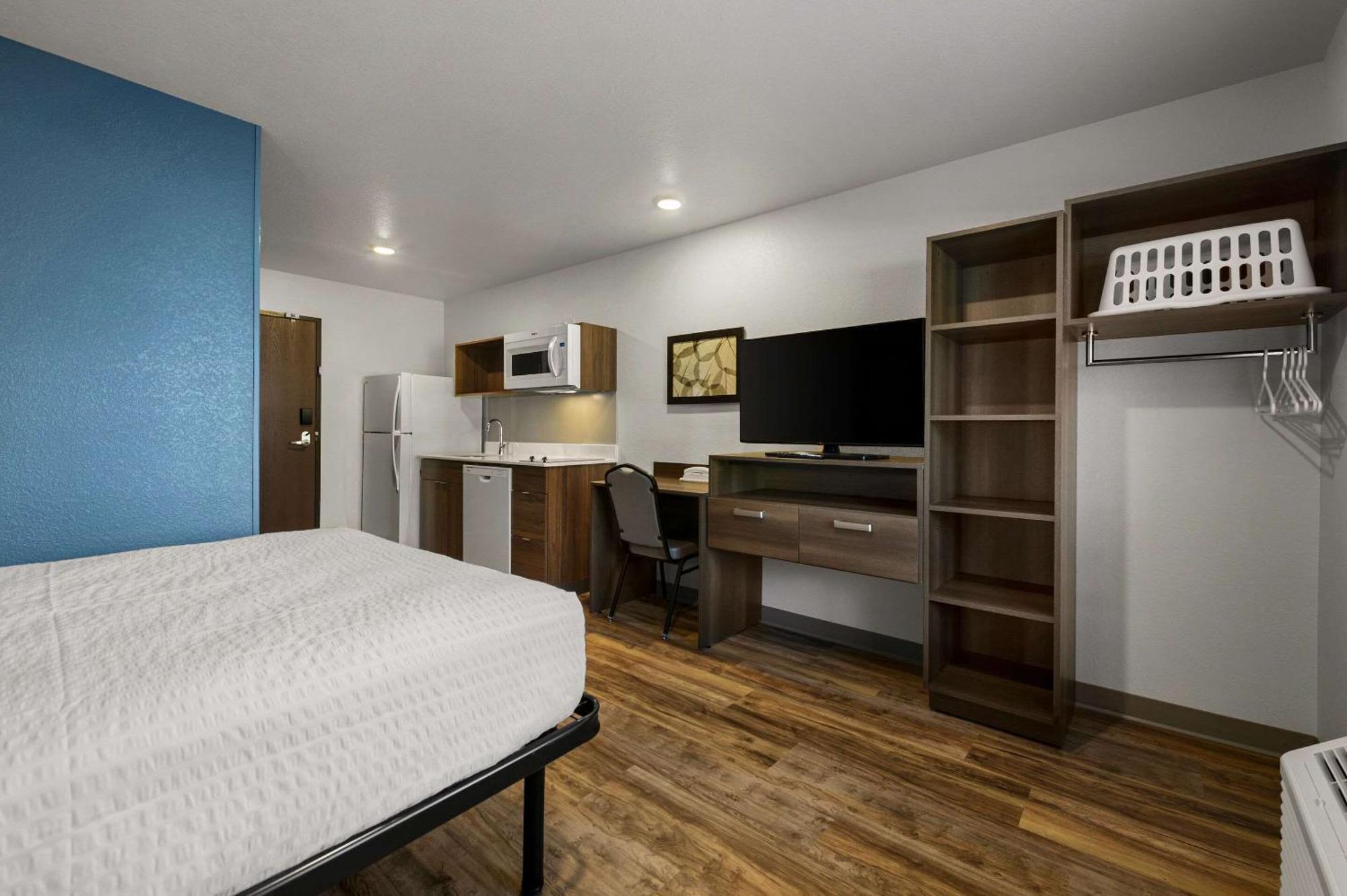 Woodspring Suites Yorktown Newport News Exteriör bild