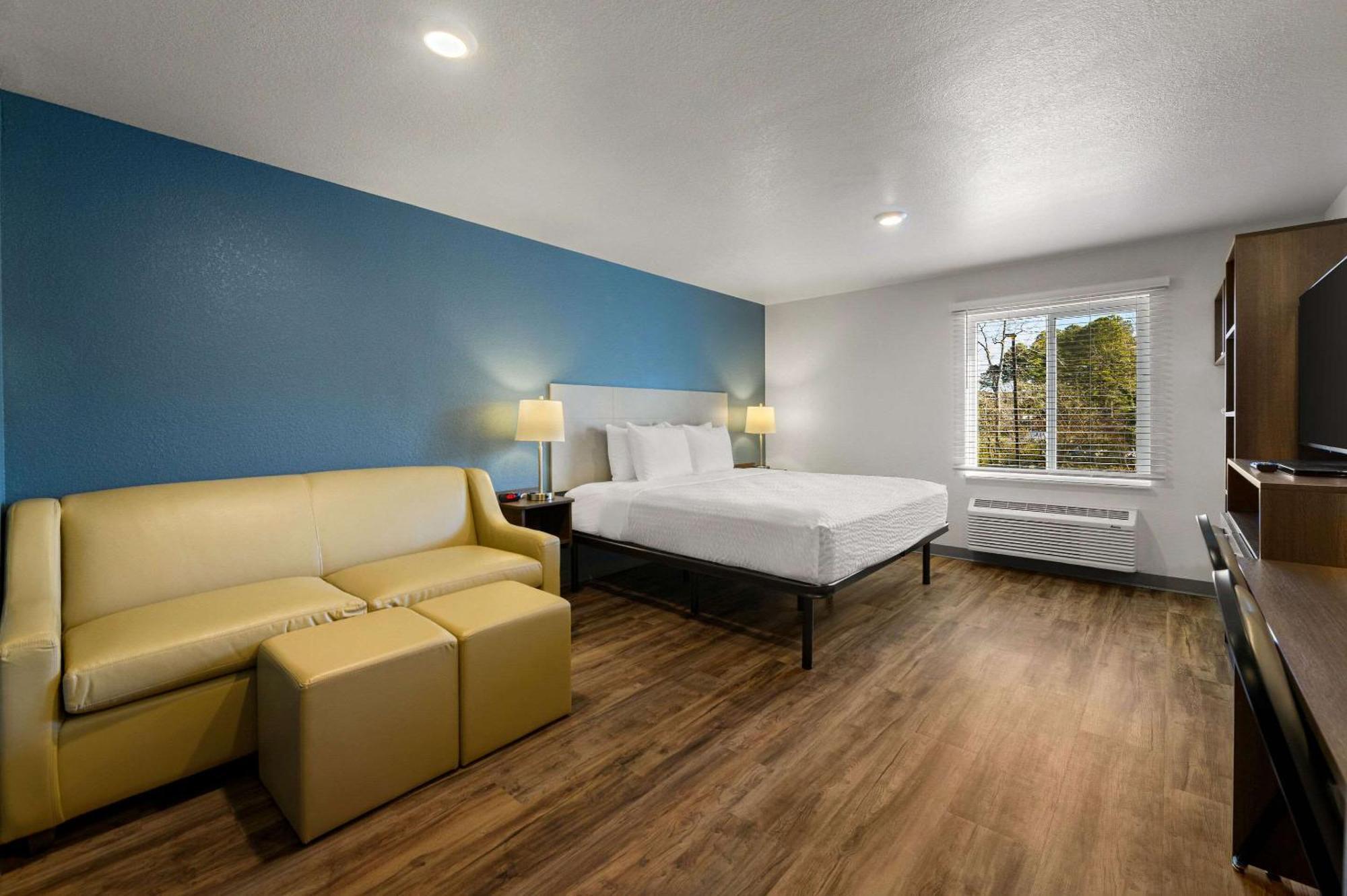Woodspring Suites Yorktown Newport News Exteriör bild