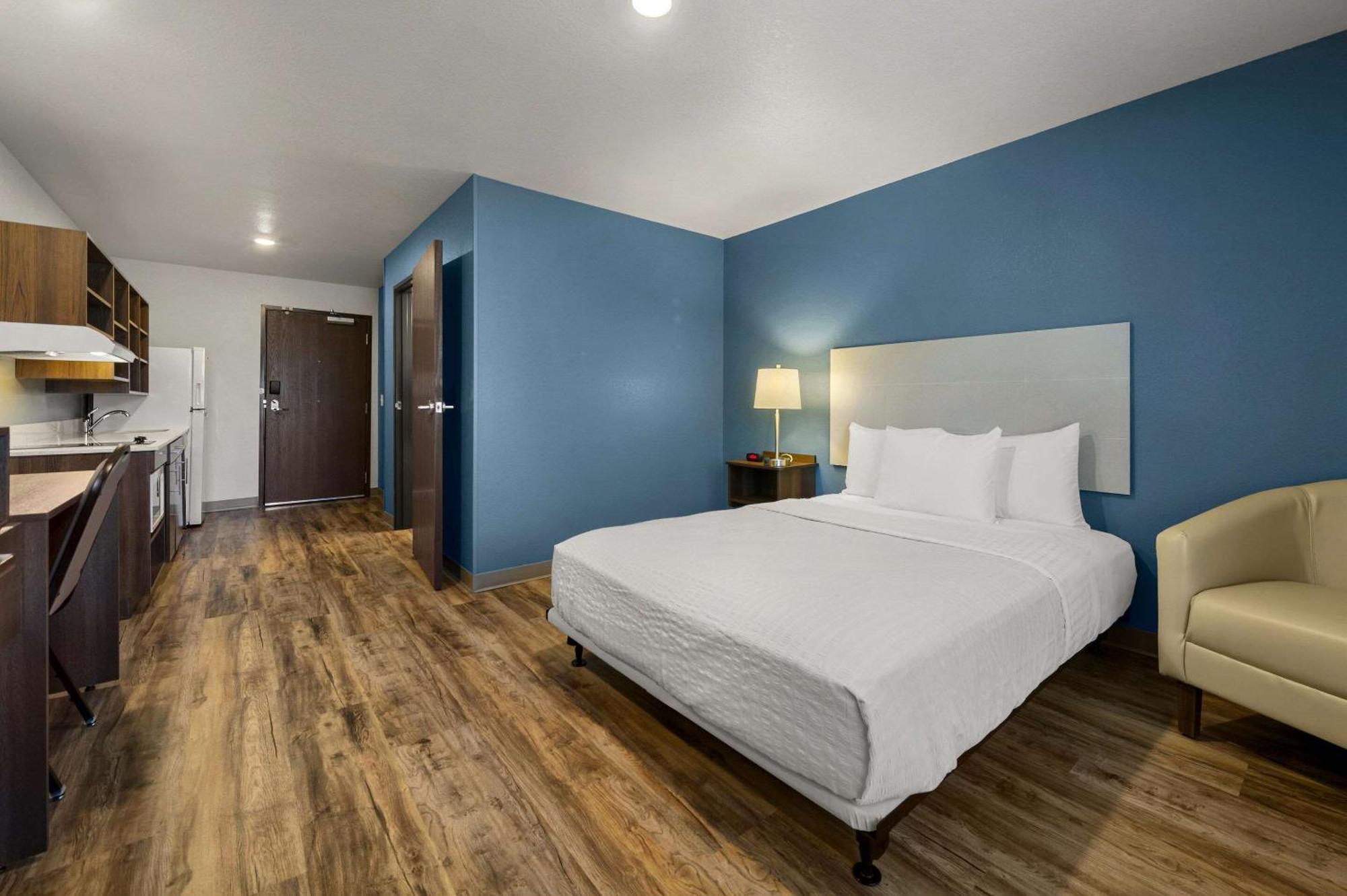 Woodspring Suites Yorktown Newport News Exteriör bild